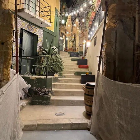 Konukevi Le Scalette Del Centro